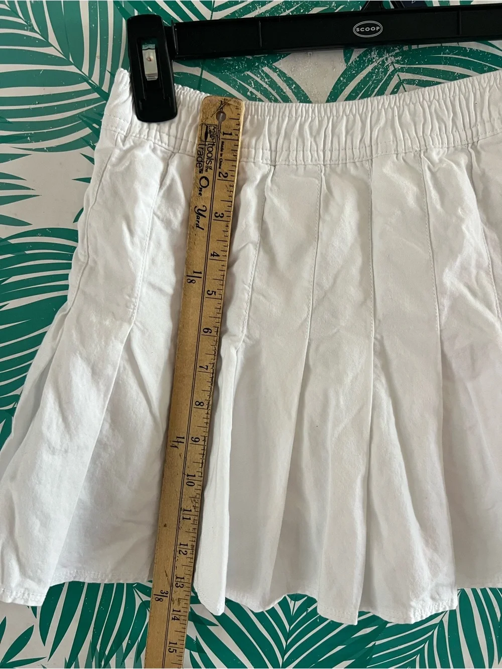 abercrombie kids teen White Pleated Skater Skirt w/ built in shorts Sz 13/14